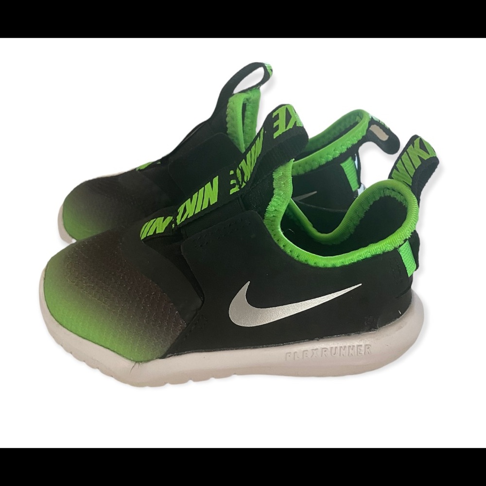 Nike toddler flex runner sneaker